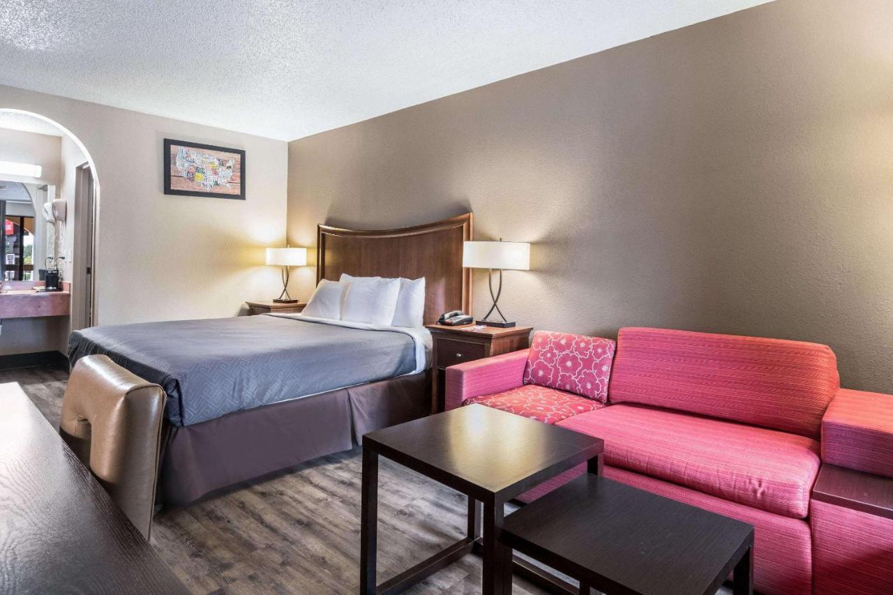 Econo Lodge Gainesville Exteriör bild