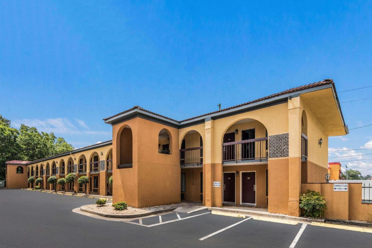 Econo Lodge Gainesville Exteriör bild